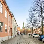 Lägenhet And Big With Private Entrance