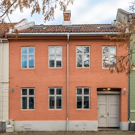 Apartamento And Big With Private Entrance *