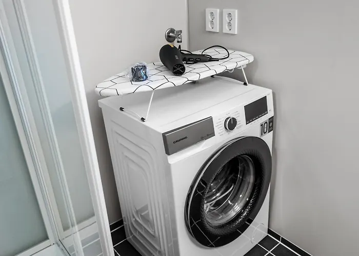 דירה And Big With Private Entrance