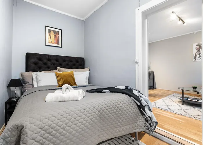 Appartement And Big With Private Entrance *
